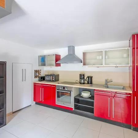Le Scarlett - Maison A 300m De La Tatil Evi